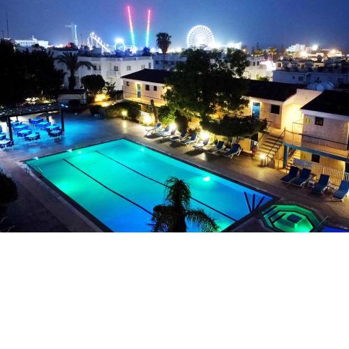 Green Bungalows Hotel Apartments