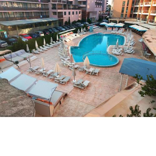 Grenada.Suite.tonight.1 bedroom.pool view.300m to beach