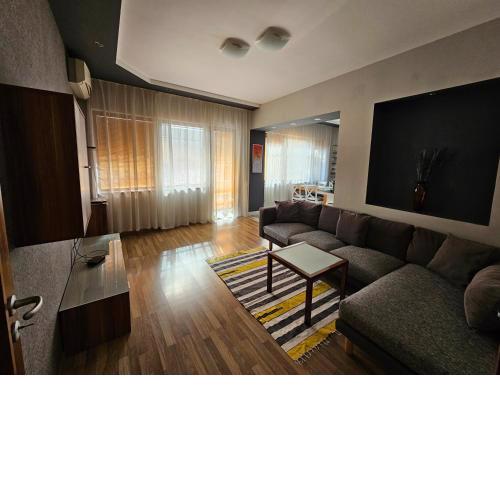 Grey central apartment