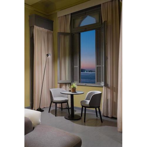 grey l studio apartments Corniche Alexandria