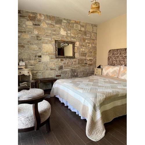Griffon Hotel