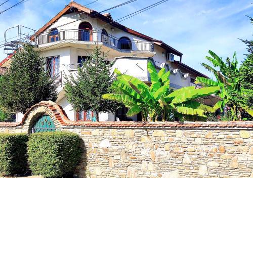 Guest House - Heaven
