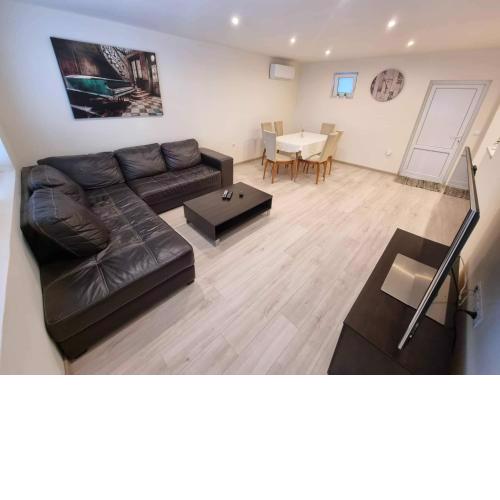 Guest House 59
