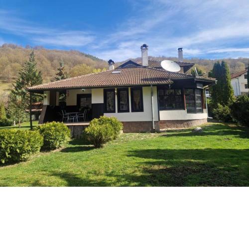 Guest House Beli Vit