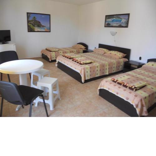 Guest House "Tania"