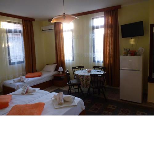 Guest House Zhelevi