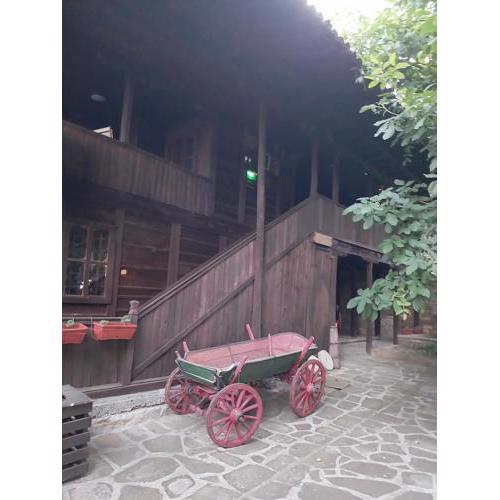 Guest Houses "Zlatna Oresha - Complex"
