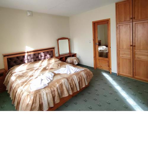 Guest Rooms Grachenovi