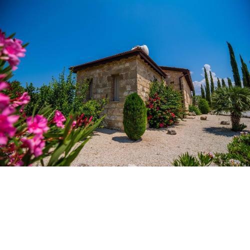Gujadani Villa
