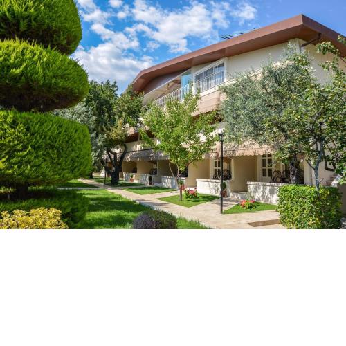 Gurel Garden House