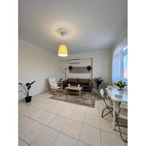 H-Residence 2 Bedroom Cozy Apartment in New Cairo near Airport