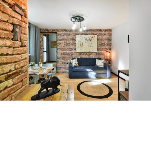 Handmade - central studio