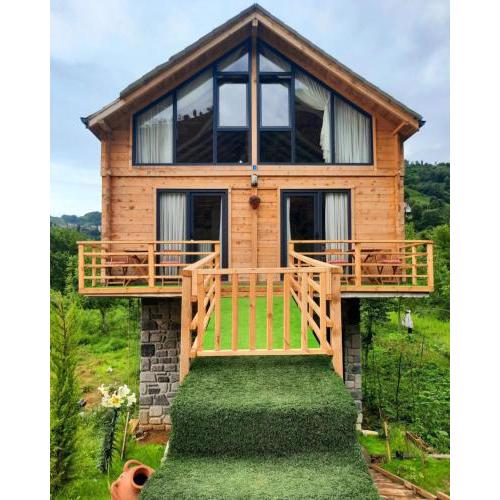 Hanging Garden Holiday Home - Riverside
