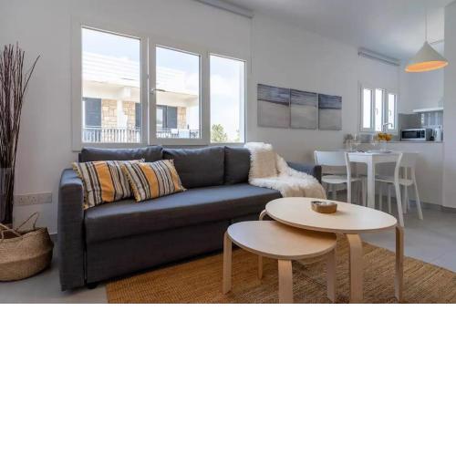 Harbour Central 1 BR Steps from Beach and Nightlife