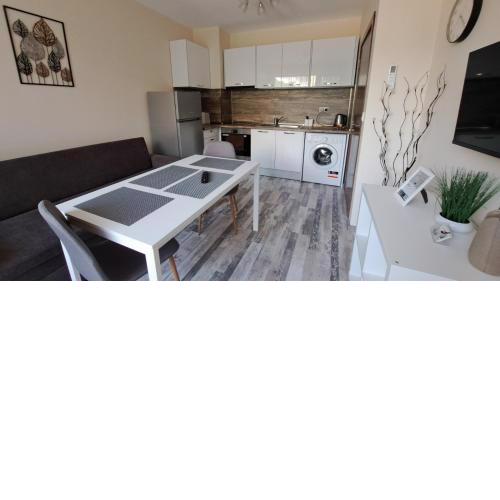 HARITON 1- Luxury Apartments