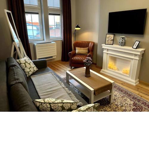 Harmony in History - Modern Flat with Vintage Charm