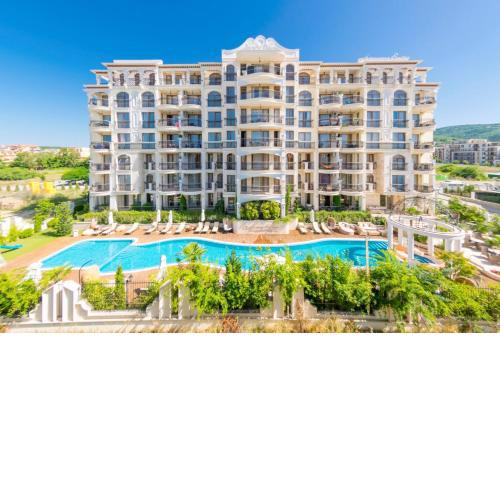 Harmony Suites Saint Vlas