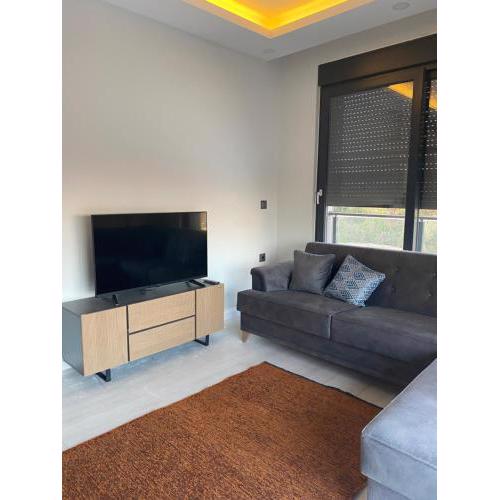 Havalimanı Manzaralı Lux Daire