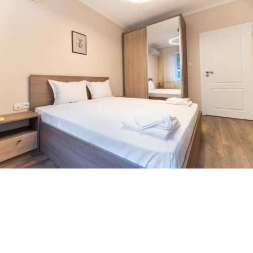 Heart of the City 2-Bedroom Apartment