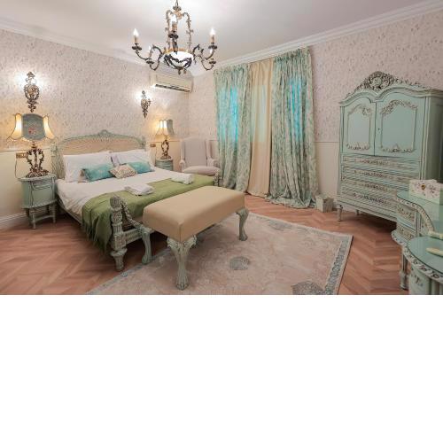 Heliopolis Boutique - 3 BR Apt Centrally located at City Stars