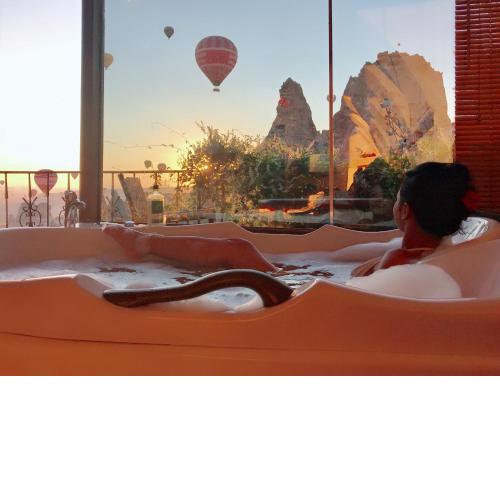 Hermes Cave Hotel