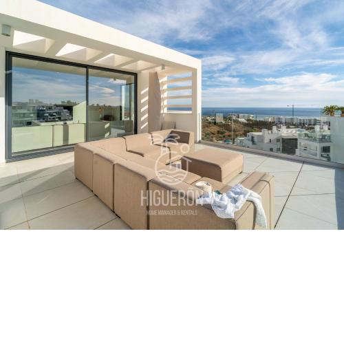 HigueronRentals Sky Villa