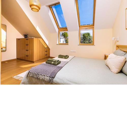 Hills View Central Apartment