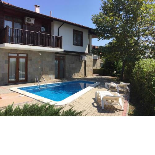HillTop Villa