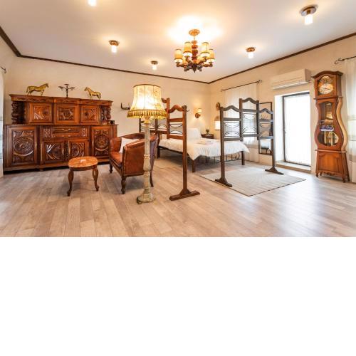 Historic Apartment in the heart of the City