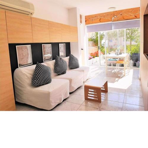 H&O Danaos Sea Breeze Apartment