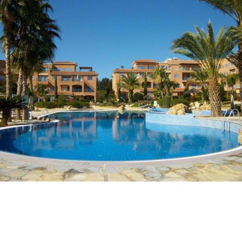 H&O Limnaria Elegance Pool View Apartment