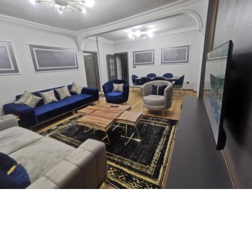 Holiday 5 4 Sisli 3