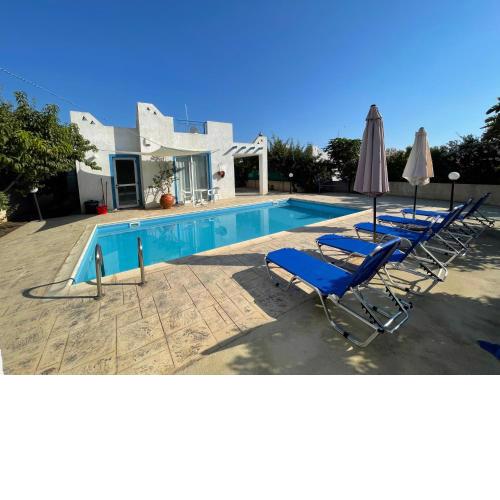 Holiday Villas in Cyprus (Philippos villa 5)