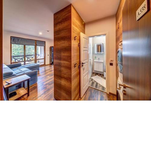 Home Away From Home Apartment 538