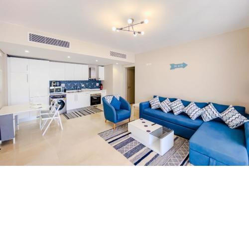 Homestyle & Summery 1BDR Mangroovy Free Beach Pool