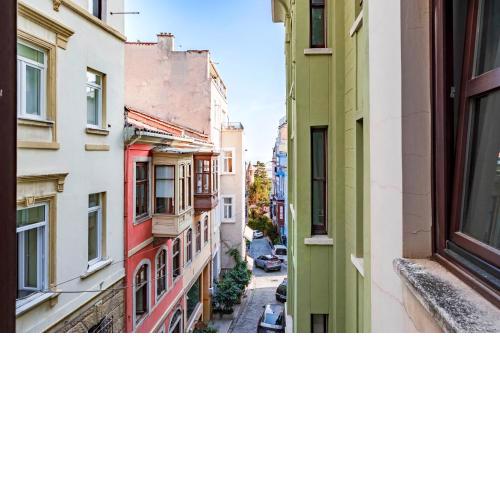 Homie Suites - Modern Apartments Nearby Istıklal Street & Galata Tower