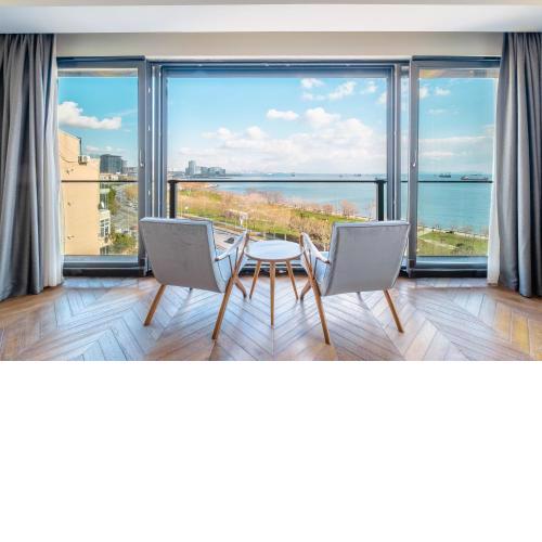 Homie Suites - Newly Built Seaside Apartments on Bakırköy Shore