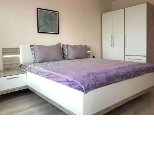 HOT Cosy and Spacious Central Flat near Sea Garden