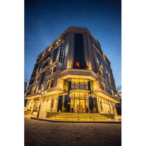 HOTEL PALAIS ROYAL