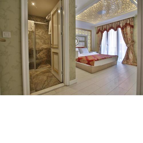 Hotel Queens Land