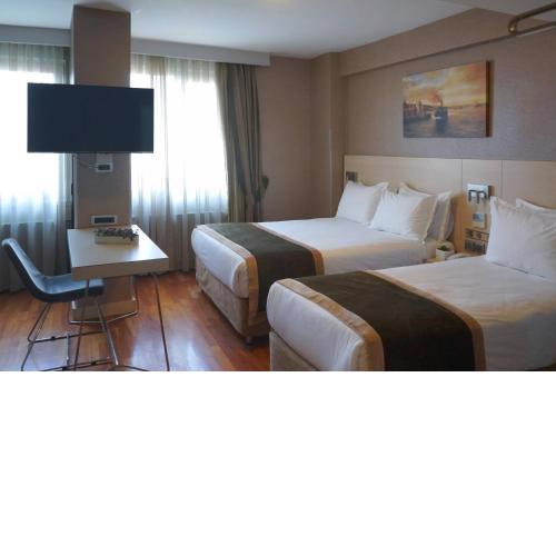 Hotel Troya