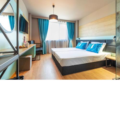 Hotel Urban
