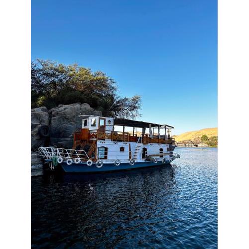 Houseboat Hotel and Nile Cruises Zainoba