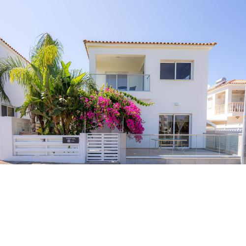 Hubstay - Etherium Villa Pernera, Protaras