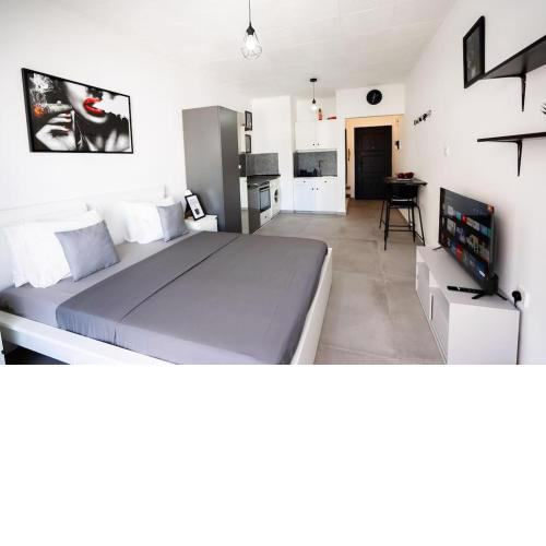Hubstay - Klea's City Apartment Suite