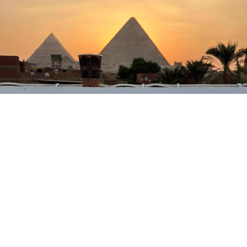 Imperial Pyramids View Inn
