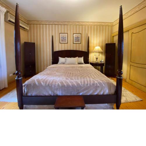 Imperial room