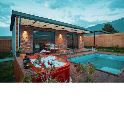 INHOUSE SUITES