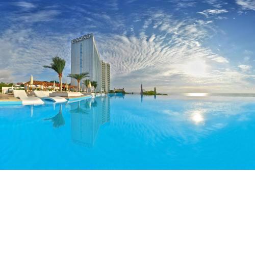 International Hotel Casino & Tower Suites