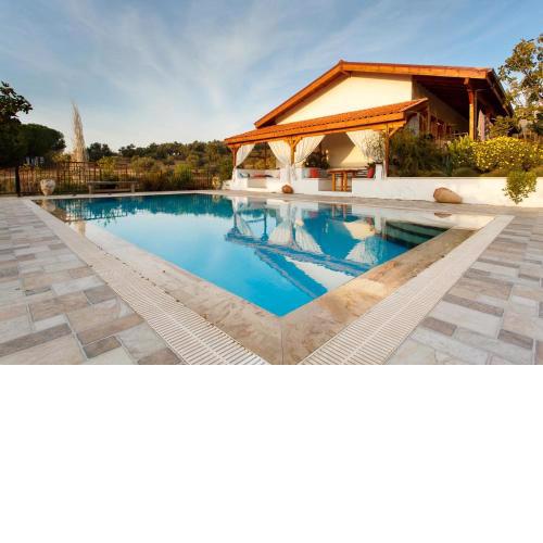 Ionia Guest House